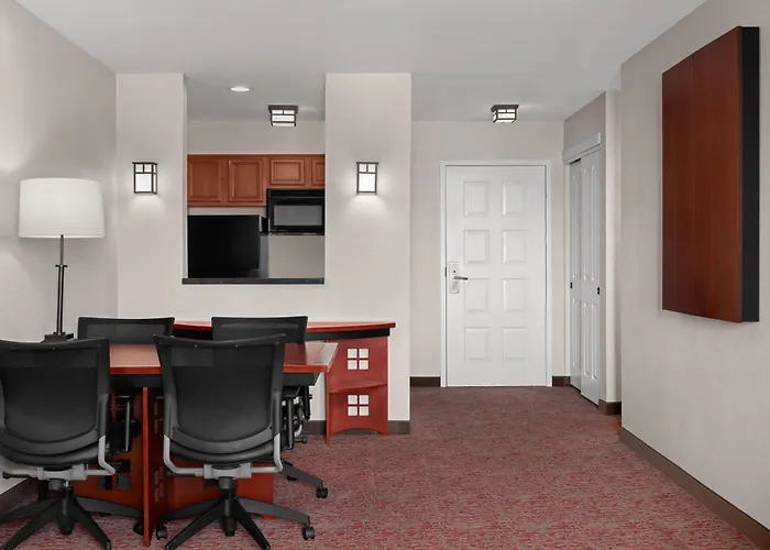 Larkspur Landing Extended Stay Suites Renton