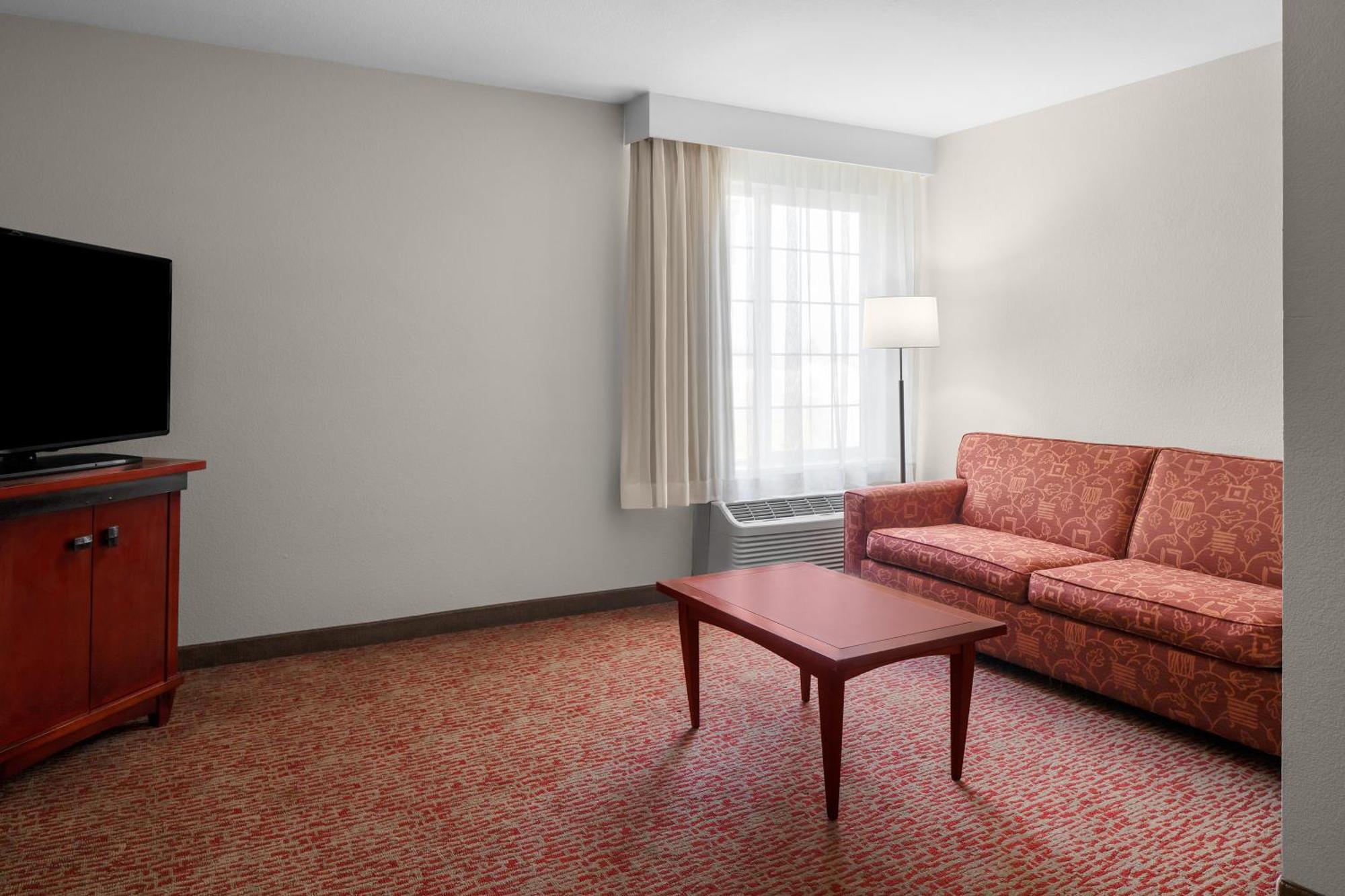 Hotel Larkspur Landing Extended Renton