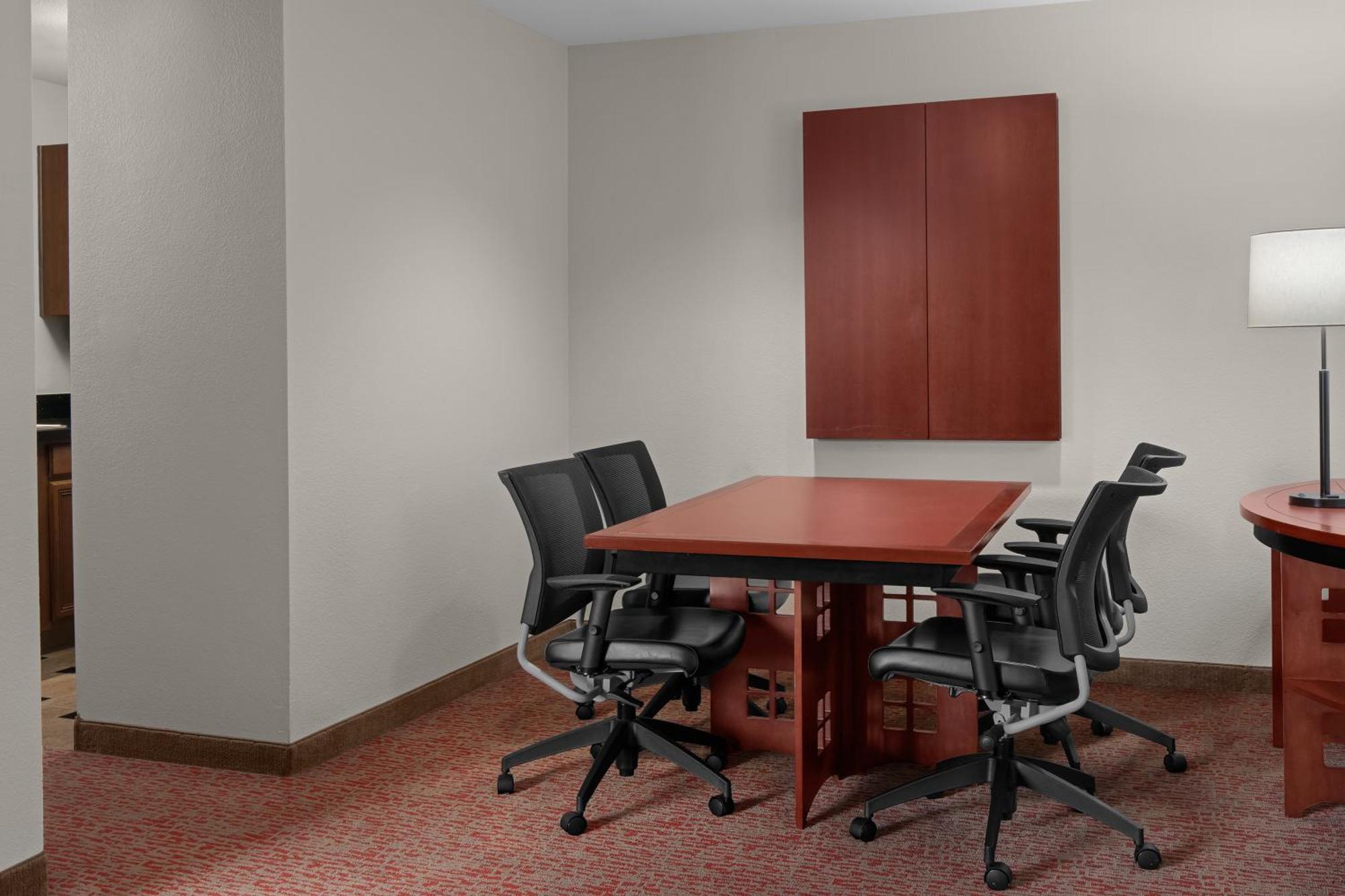 Larkspur Landing Extended Hotel Renton