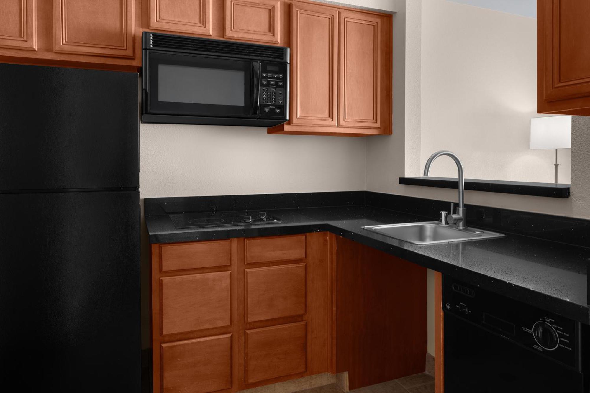 Larkspur Landing Extended 3* Renton