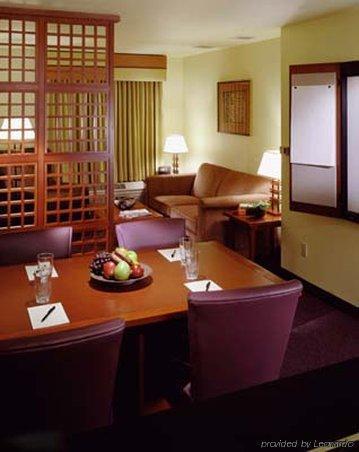 Hotel Larkspur Landing Extended 3*
